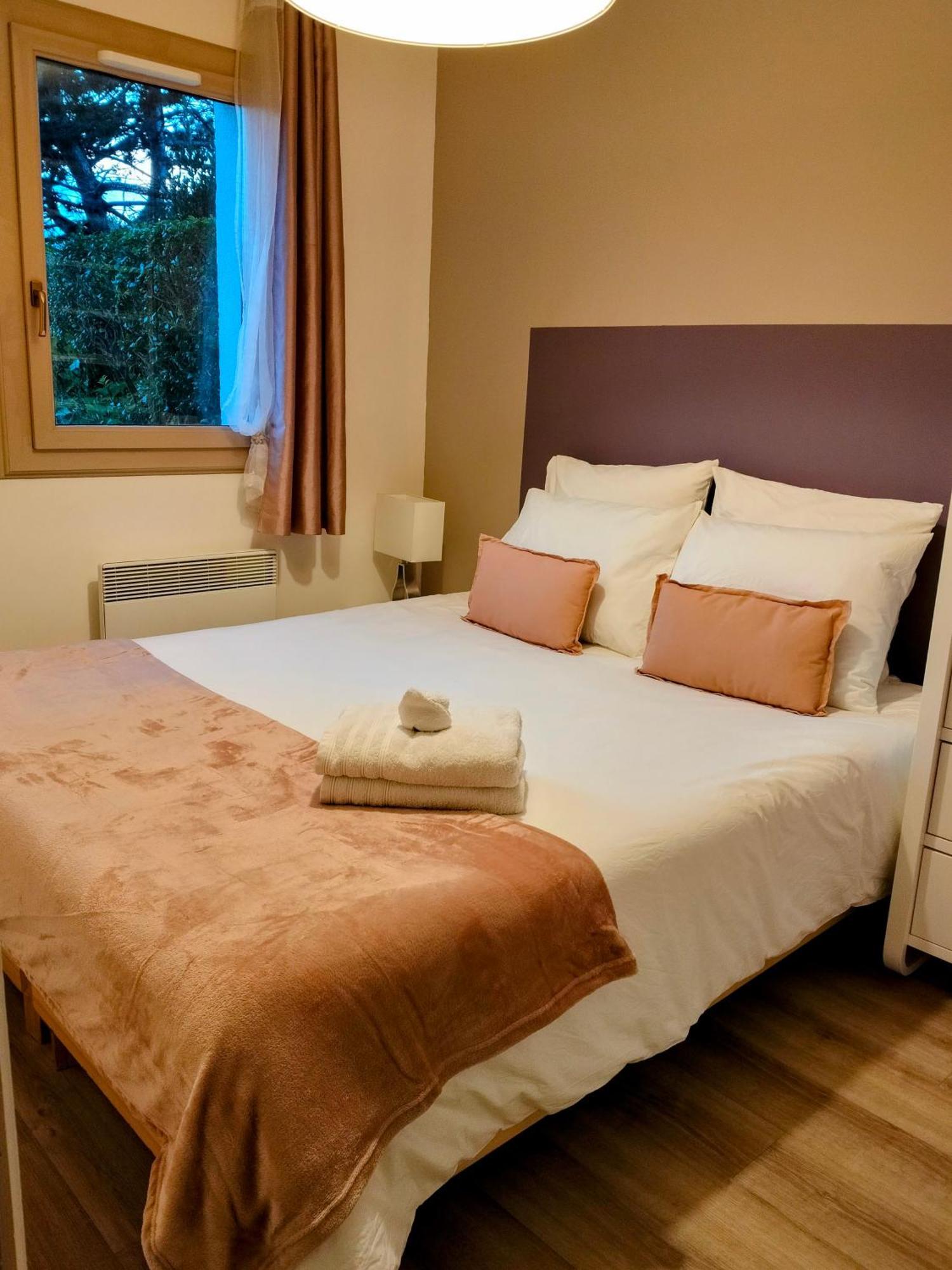 Ravissant Avec Jardin, Refait A Neuf, 2 A 5 Pers Apartment Cabourg